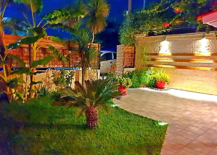 Дом отдыха Aloe House Lakithra