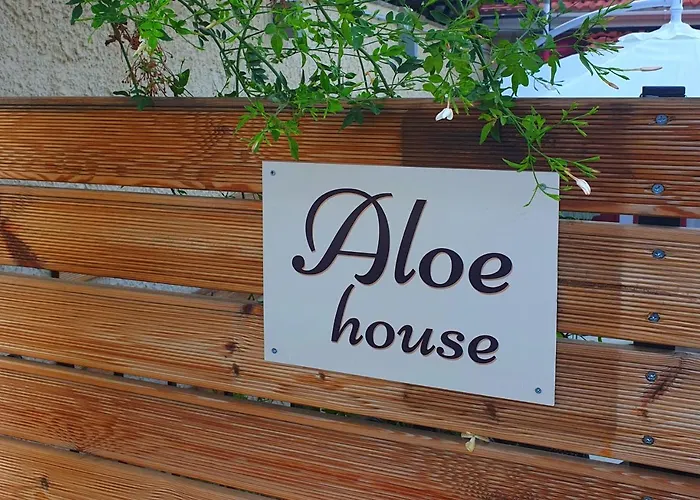 Aloe House *