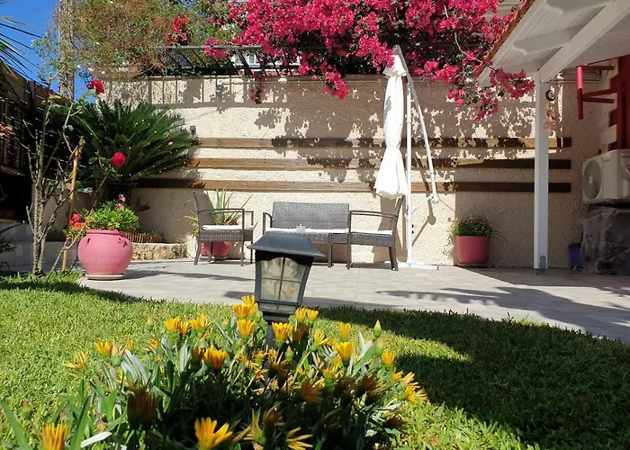 Дом отдыха Aloe House *